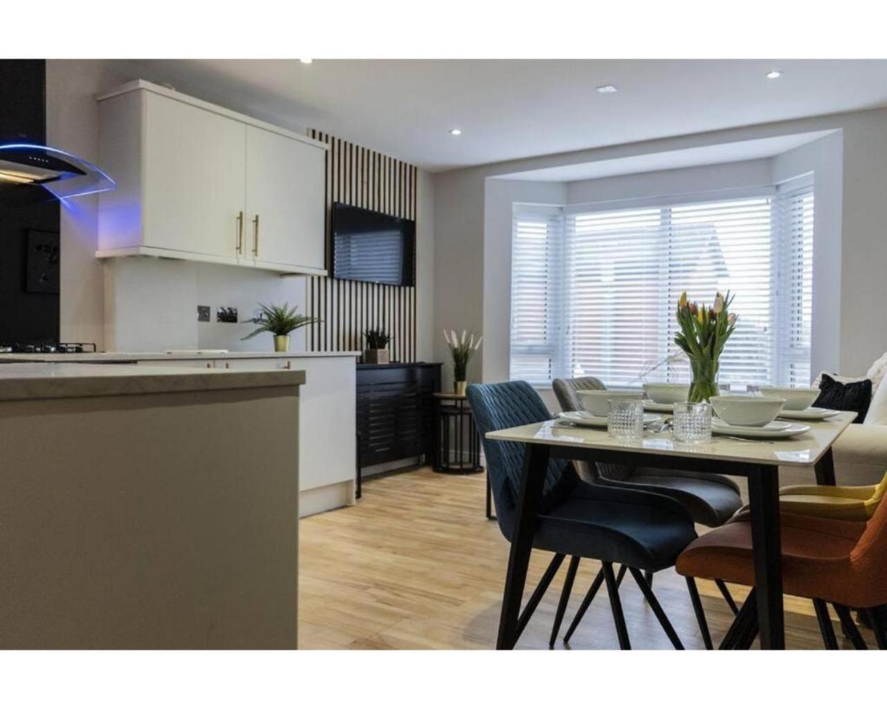 Central Belfast Apartments Queen'S Hideaway Εξωτερικό φωτογραφία